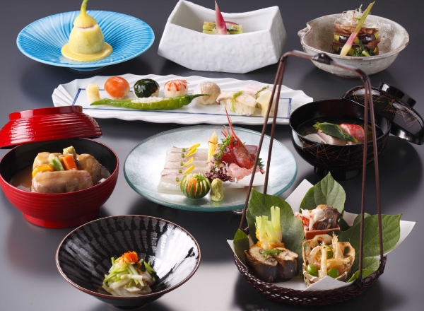 7th Floor: Oshima Chinju