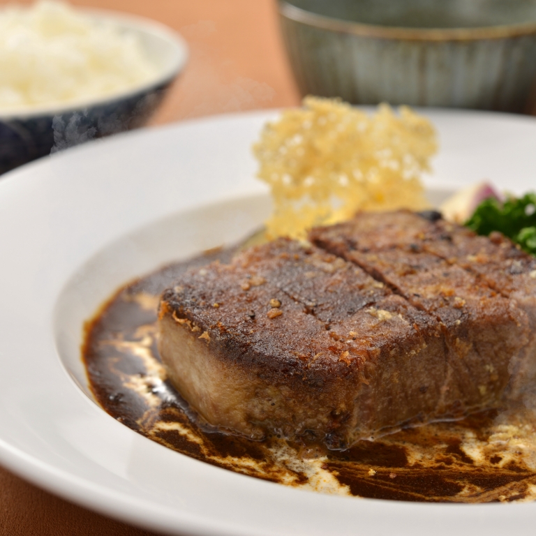 鉄板焼処 大安くらぶ